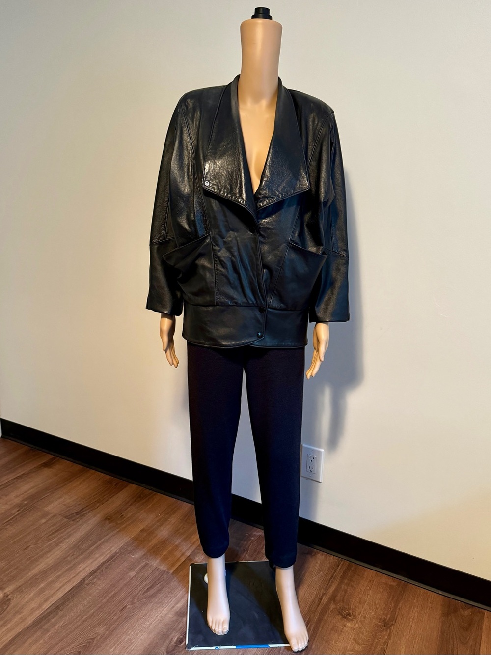 80s Vintage Firenze Black Leather Jacket - Women size M - Picture 3 of 5